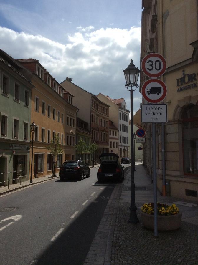 At Old Town Bridge Altstadt, Elbestrand, Fahrradweg, Schiffsanleger