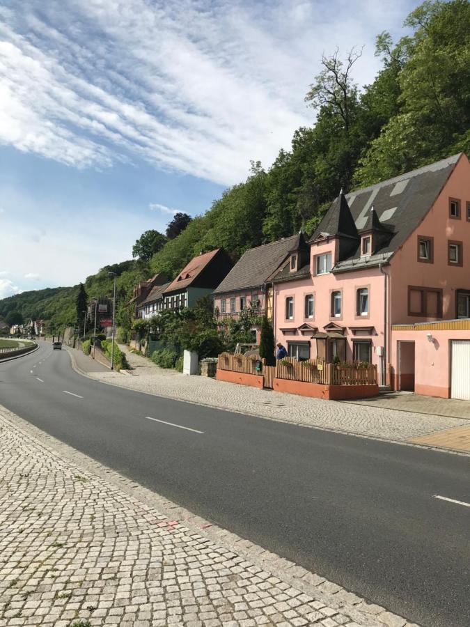At Old Town Bridge Altstadt, Elbestrand, Fahrradweg, Schiffsanleger Apartment *